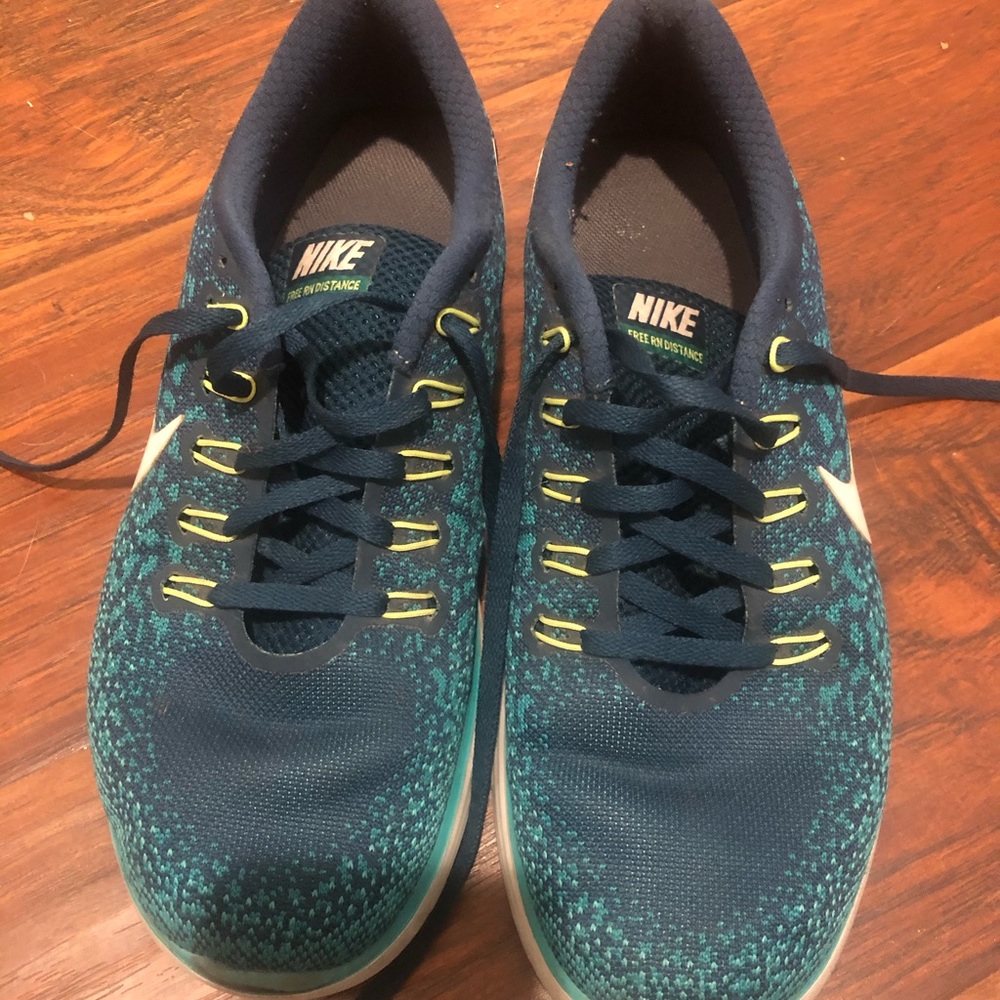 Nike Women’s Free RN Distance Running Shoe
